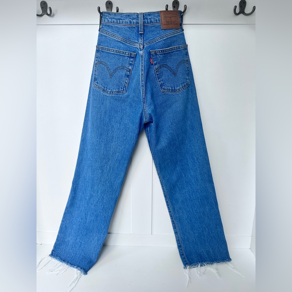 NWOT Levi's Ribcage Cropped Straight Jeans Frayed Hem Spring Summer - Size 25